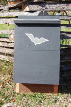 Load image into Gallery viewer, Medium Bat House